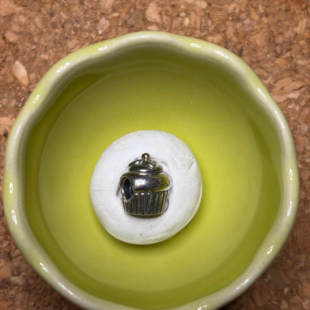 Pandora Silver Bracelet Charm - Cupcake